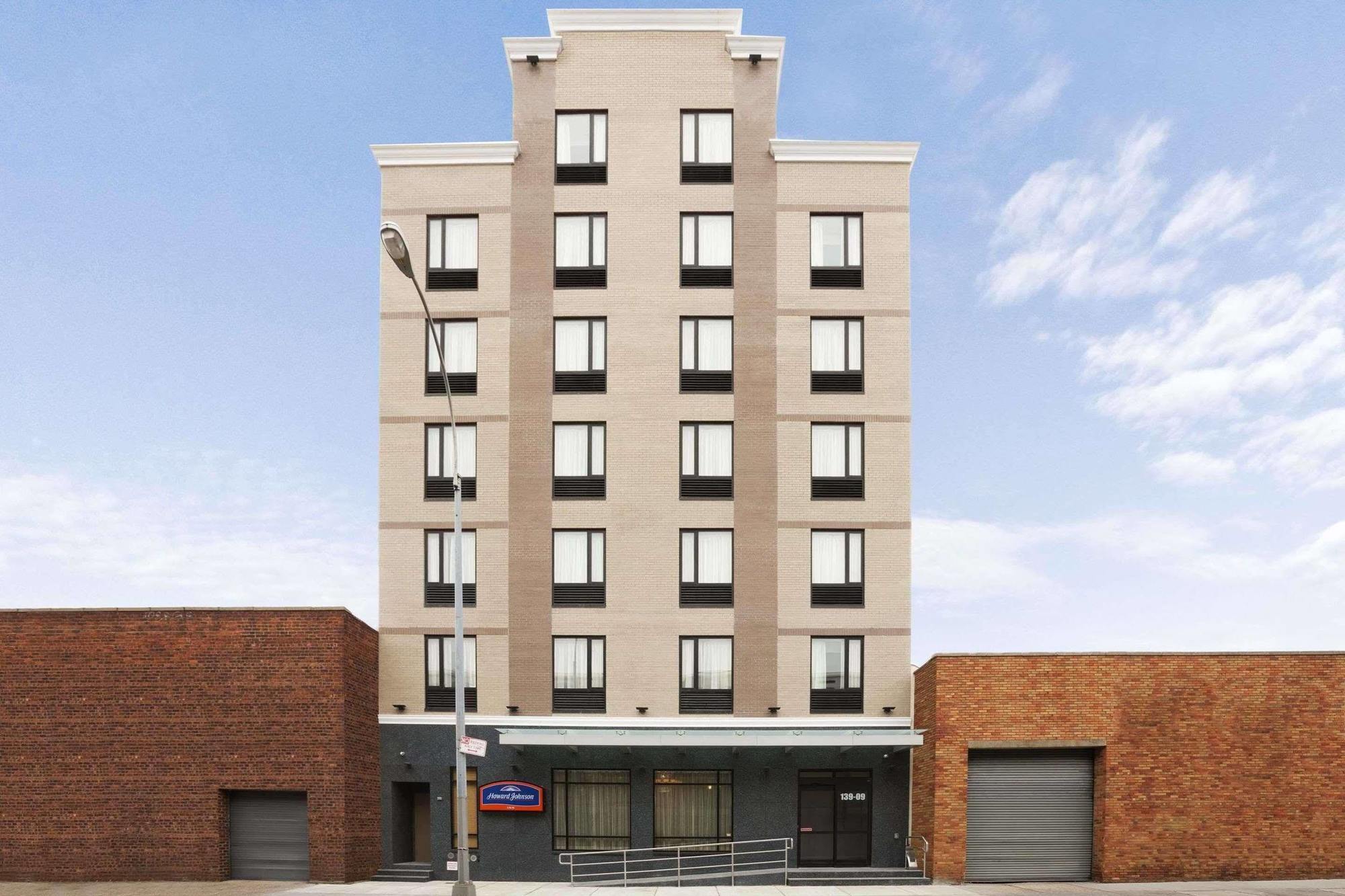 Howard Johnson By Wyndham Jamaica Ny Near Airtrain Jfk New York Exteriér fotografie